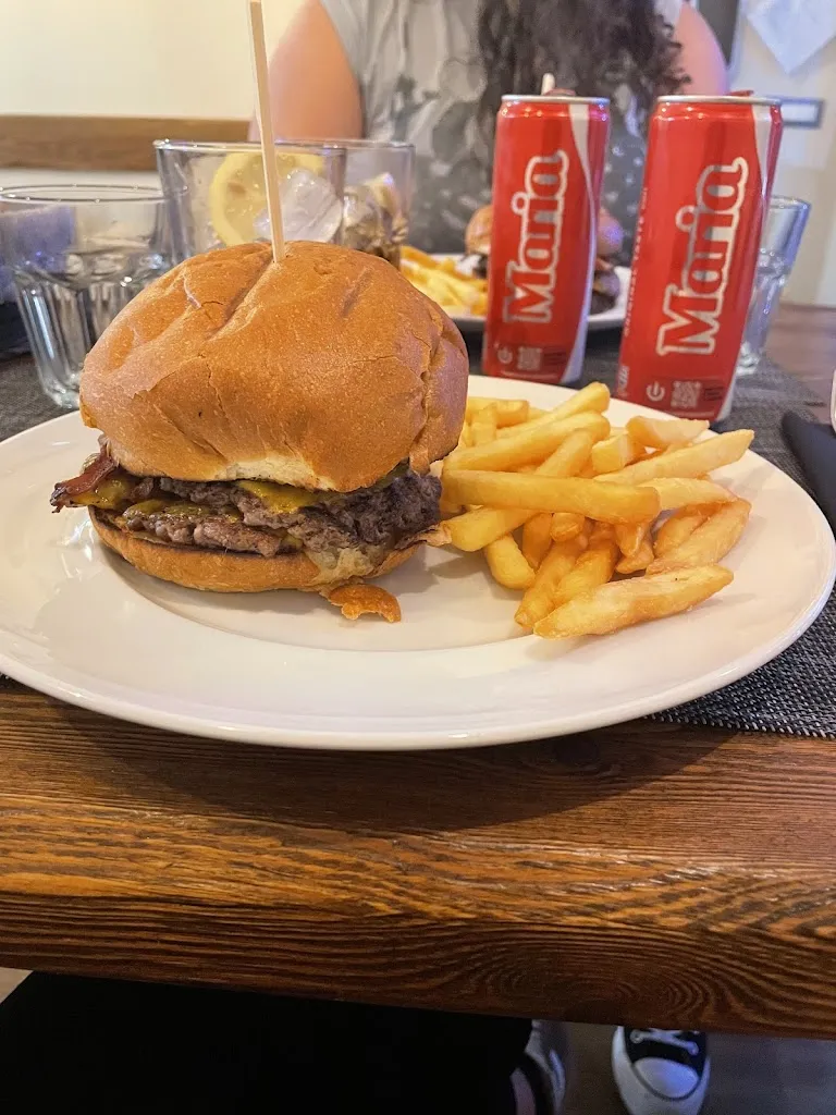 Asia Nucci_Cacio e Ciccia_Berzantina_review