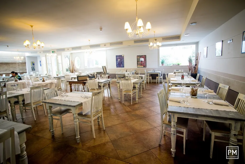 Cipensoio Ristorante_Berzantina_slider_image_1