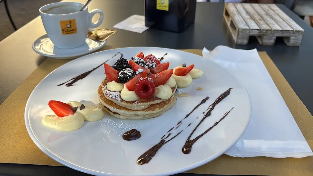 roberto forina_SOTTOSTAZIONE Pasticceria Wine Bar Cucina_Berzantina_review