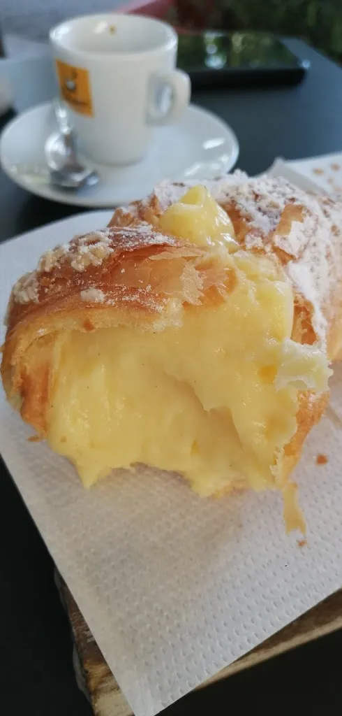 Amber Street_SOTTOSTAZIONE Pasticceria Wine Bar Cucina_Berzantina_review