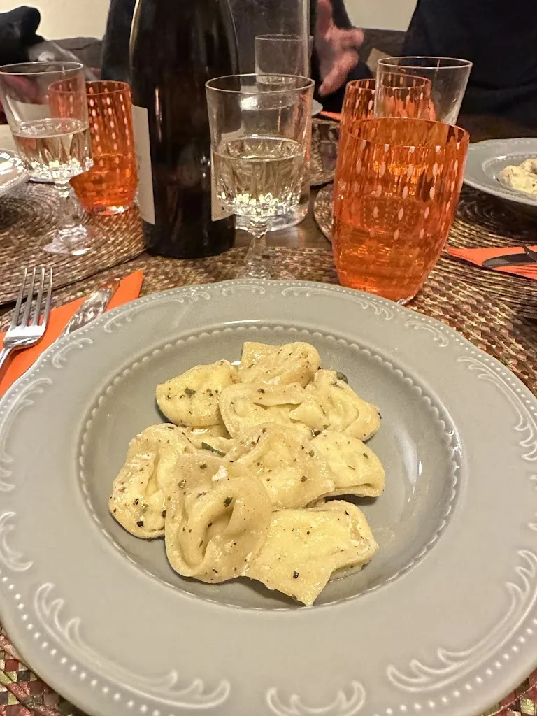 Isabel Lanz_Home restaurant La Spartura_Berzantina_review