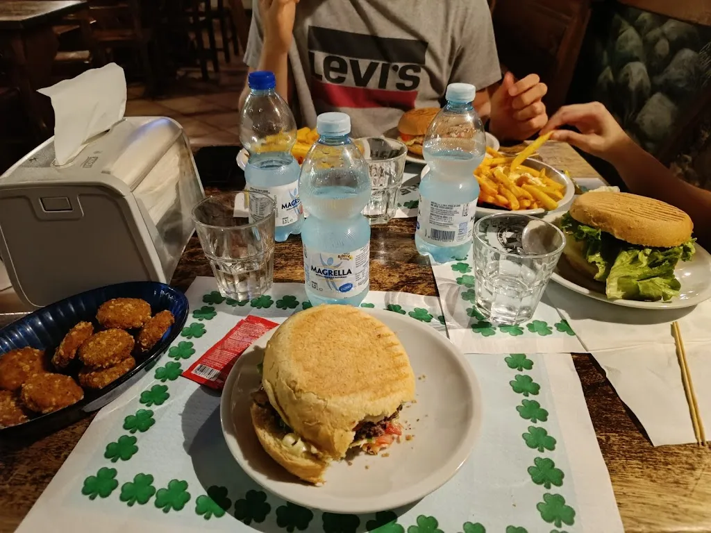 Menu_The Califfo Irish Pub_Berzantina_image_8