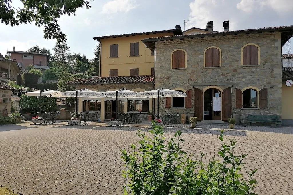 Al Pozzo Pizzeria_Berzantina_slider_image_2