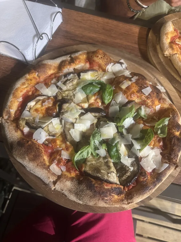 claudia benzi_Il voltone Spizzeria_Berzantina_review