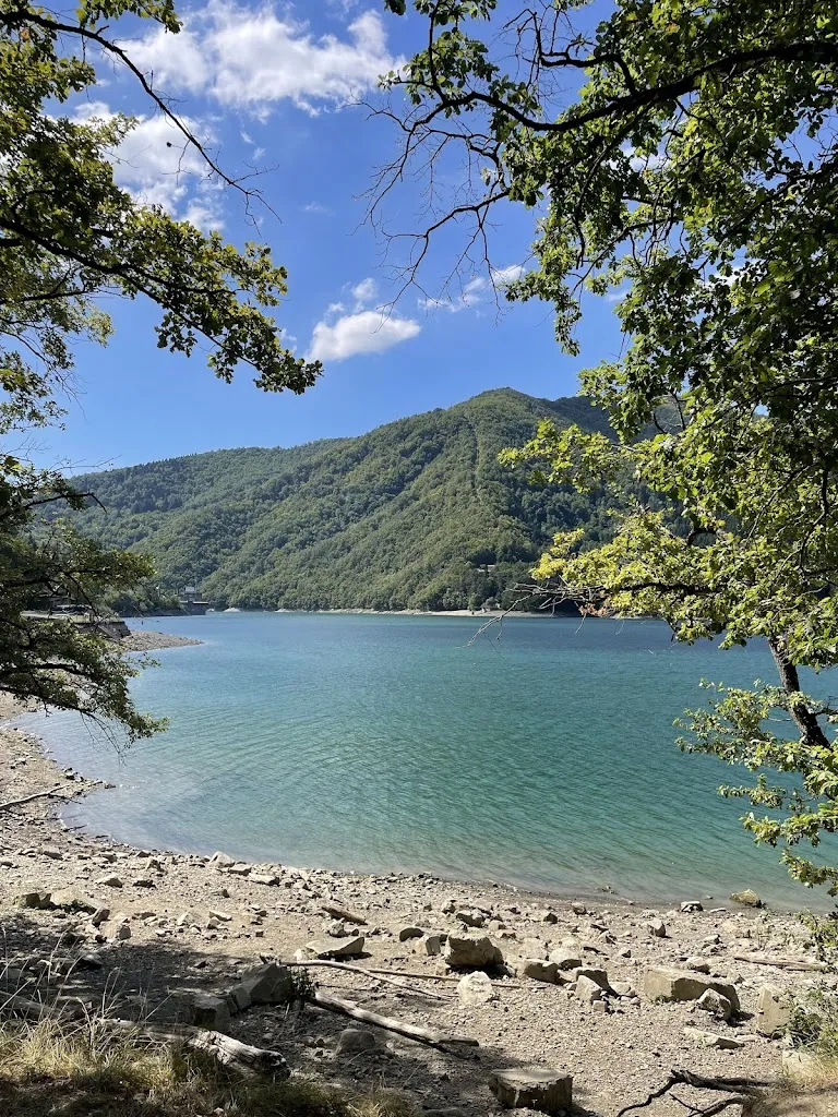 Dennis Riekers_La Spiaggetta_Berzantina_review