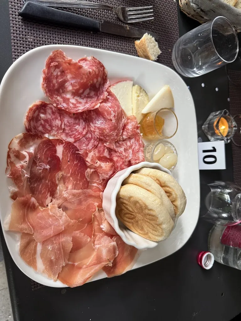 FEDERICO DI PIETRO_Locanda Mulino Cati_Berzantina_review