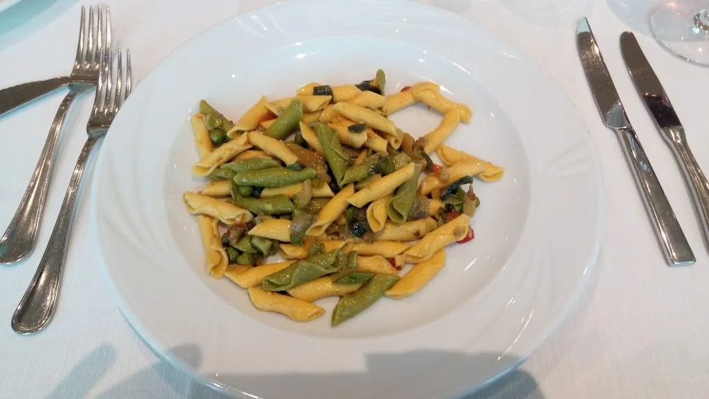 Jenifer Tabita Ciuciu-Kiss_Ristorante Pizzeria La Grotta_Bertinoro_review