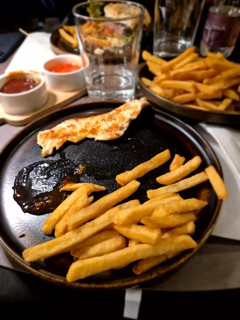 Love J._Planet Burger Bertinoro_Bertinoro_review