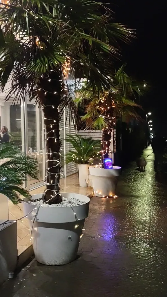 Wave Ristorante Pizzeria_Bellaria-Igea Marina_slider_image_2