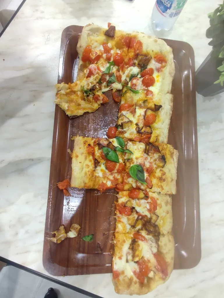 Rosticceria MORDI E FUGGI_Bellaria-Igea Marina_slider_image_2