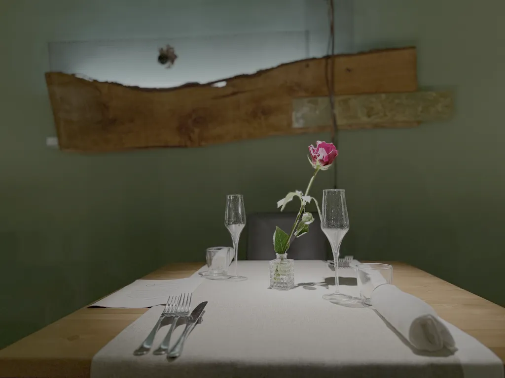 Q - Restaurant_Oricola_slider_image_1