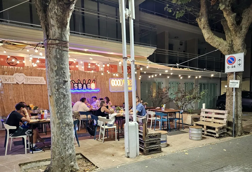 Sbago Pizza Napoletana e Hamburgher_Bellaria-Igea Marina_slider_image_3