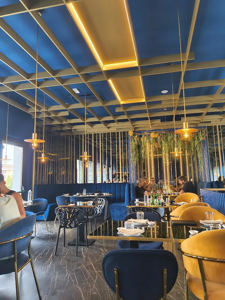 Mana Sushi Bellaria_Bellaria-Igea Marina_slider_image_3