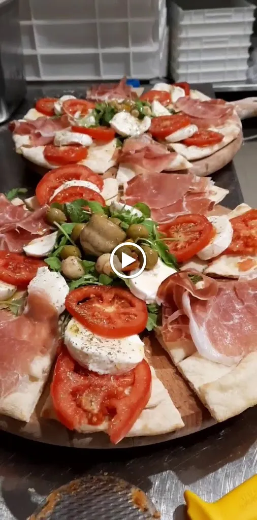 Ristorante Pizzeria La Valletta_Bellaria-Igea Marina_slider_image_2