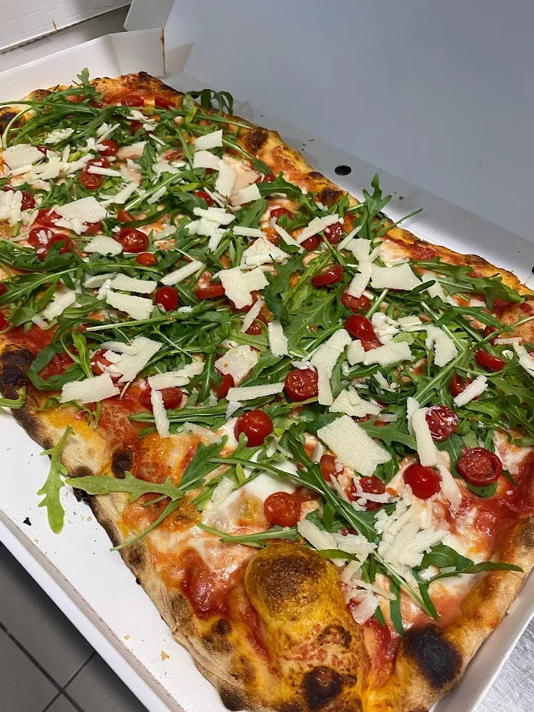 Matte Pizza_Bomporto_slider_image_3