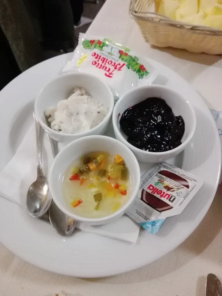 Gino Bazzoli_Ristorante Pizzeria Taifali_Bibbiano_review