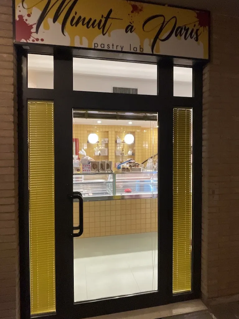 Minuit à Paris restaurant in Bibbiano