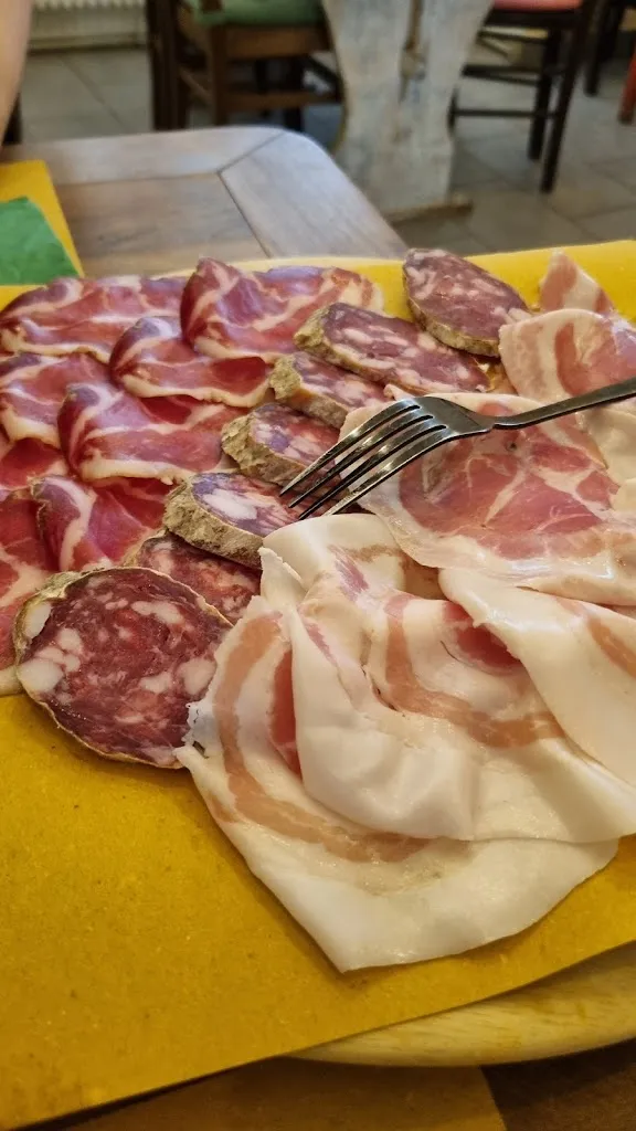 La Barricata Bistrot_Bobbio_slider_image_3