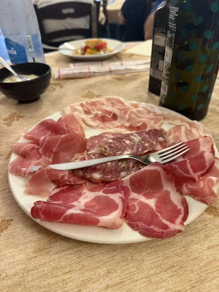 Iacopo Paronzini_Hotel Giardino_Bobbio_review