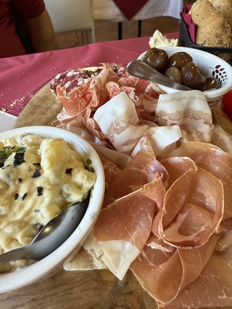 Laura Badiini_Rifugio Le Vallette_Bobbio_review