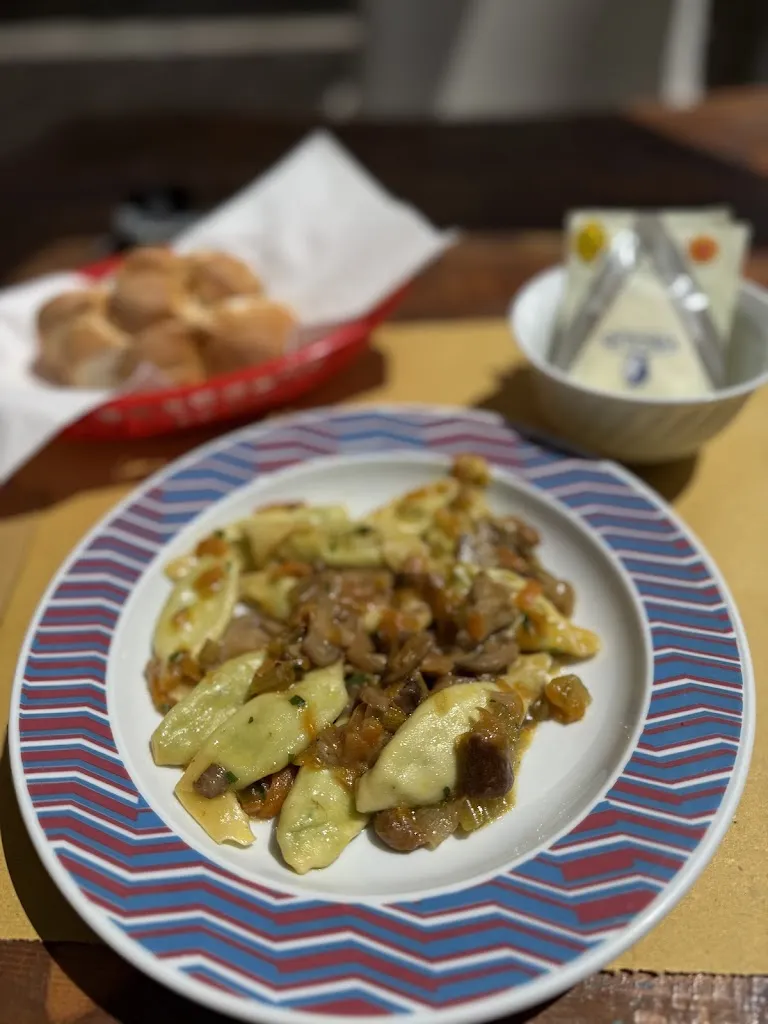 Danielle Kamis_Bar Buscaglia_Bobbio_review