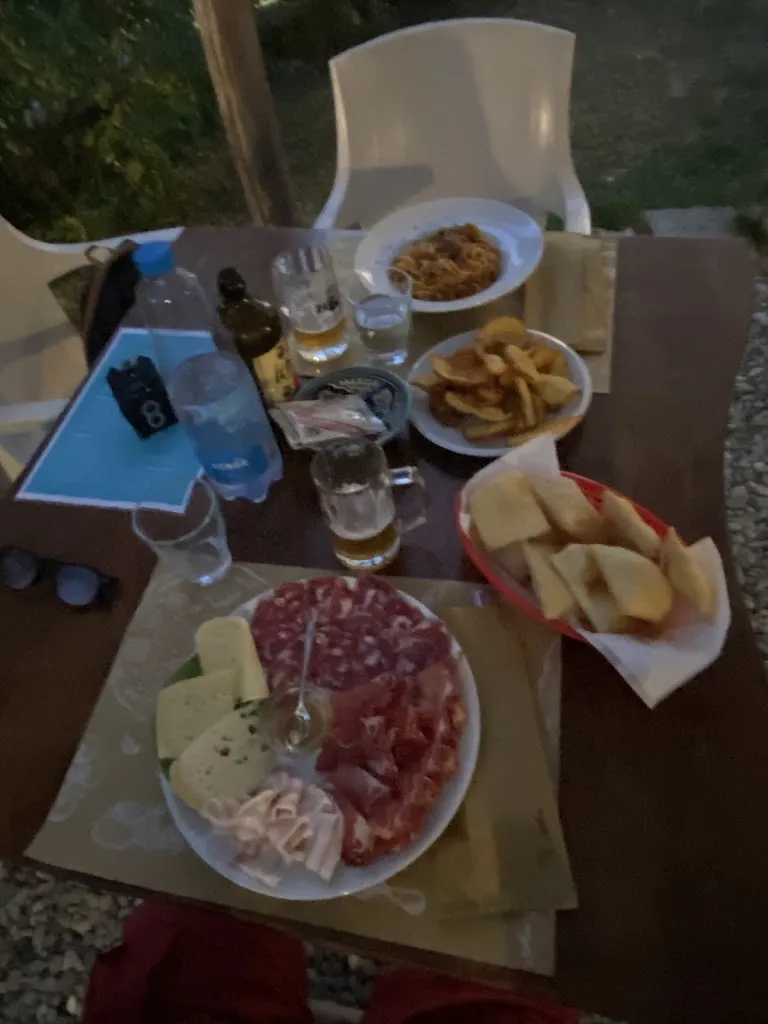 LauraK_Bar Buscaglia_Bobbio_review