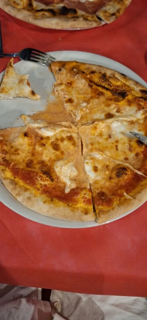 David Lachasse_Pizzeria Rolling Stone_Bobbio_recensione