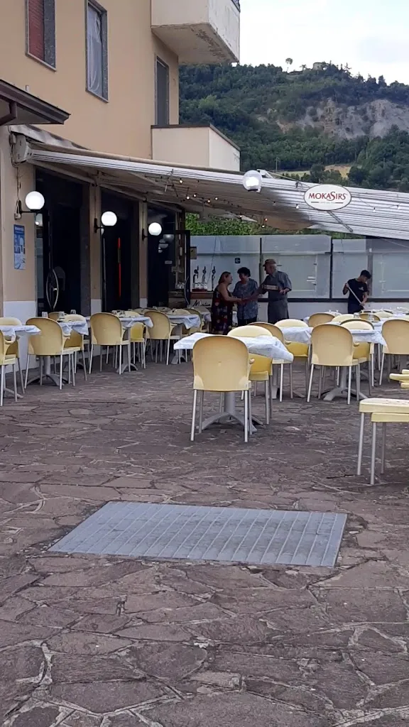 Pizzeria al KM ZERO Bobbio-PC restaurant in Bobbio