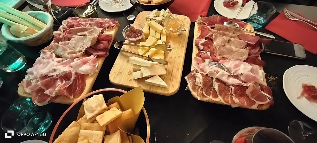 Marida Cappiello_Tartari Maria Laura - Bottega con Cucina_Bondeno_review