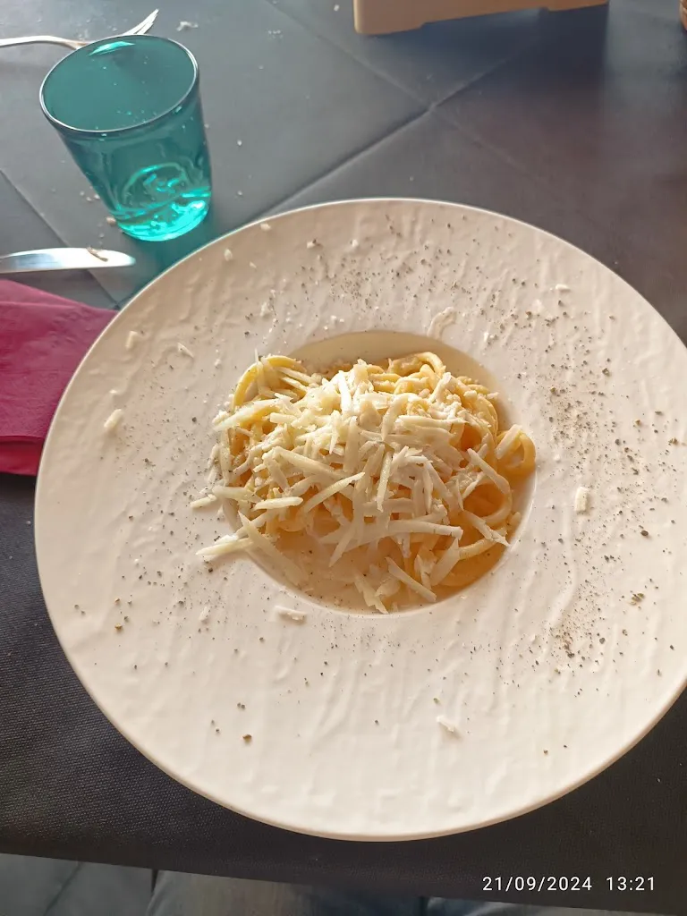 Simonetta Fuligni_Tartari Maria Laura - Bottega con Cucina_Bondeno_review