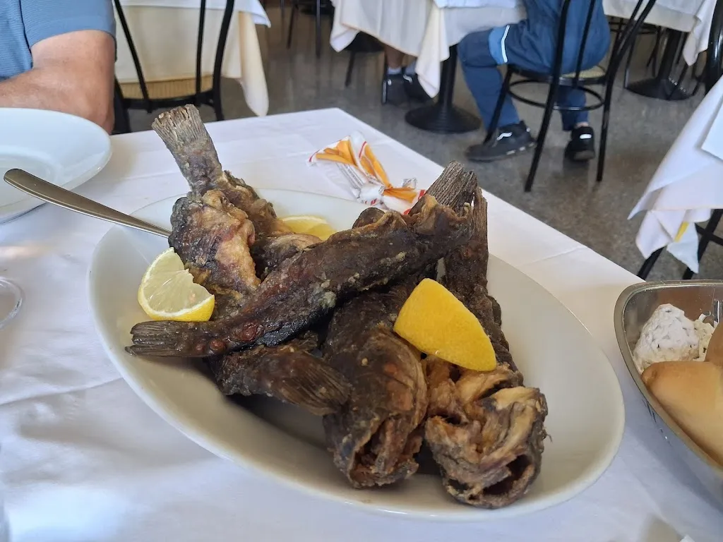 Luciano Cividati_Trattoria Del Pesce Albergo del Po Osteria al Ponte museo dei pontieri_Boretto_review