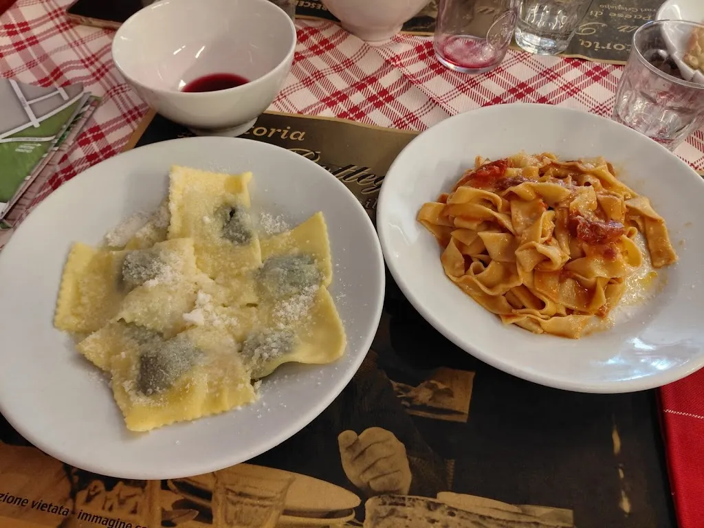 La Bottega del Paese di Don Camillo_Boretto_slider_image_3