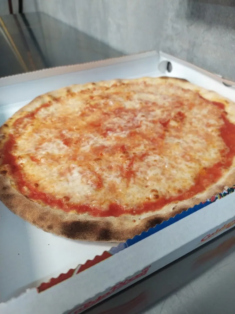 Menu_Family's Pizza_Boretto_immagine_7