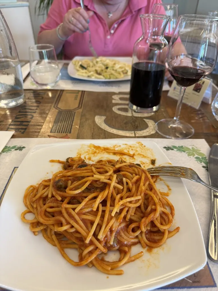 Dieter Pruessmann_Sapori del Borgo Osteria Bar_Borghi_review