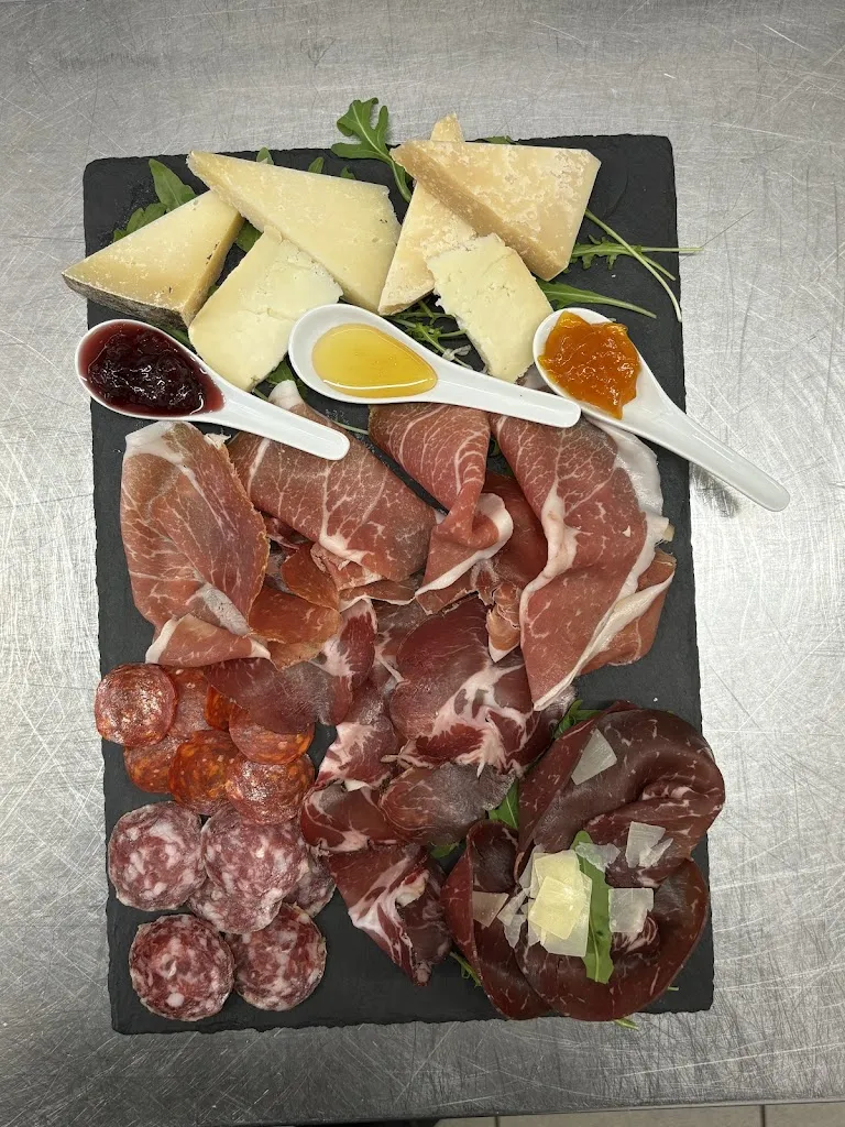 Sapori del Borgo Osteria Bar_Borghi_slider_image_3