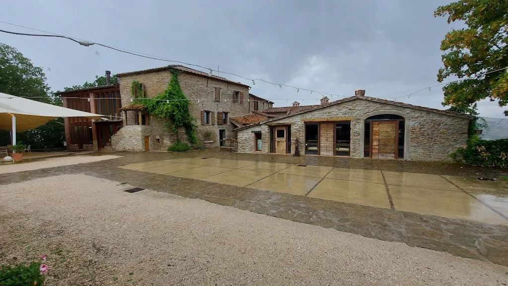 Elena Taroni Dardi _Agriturismo le Siepi di San Giovanni_Borgo Tossignano_recensione