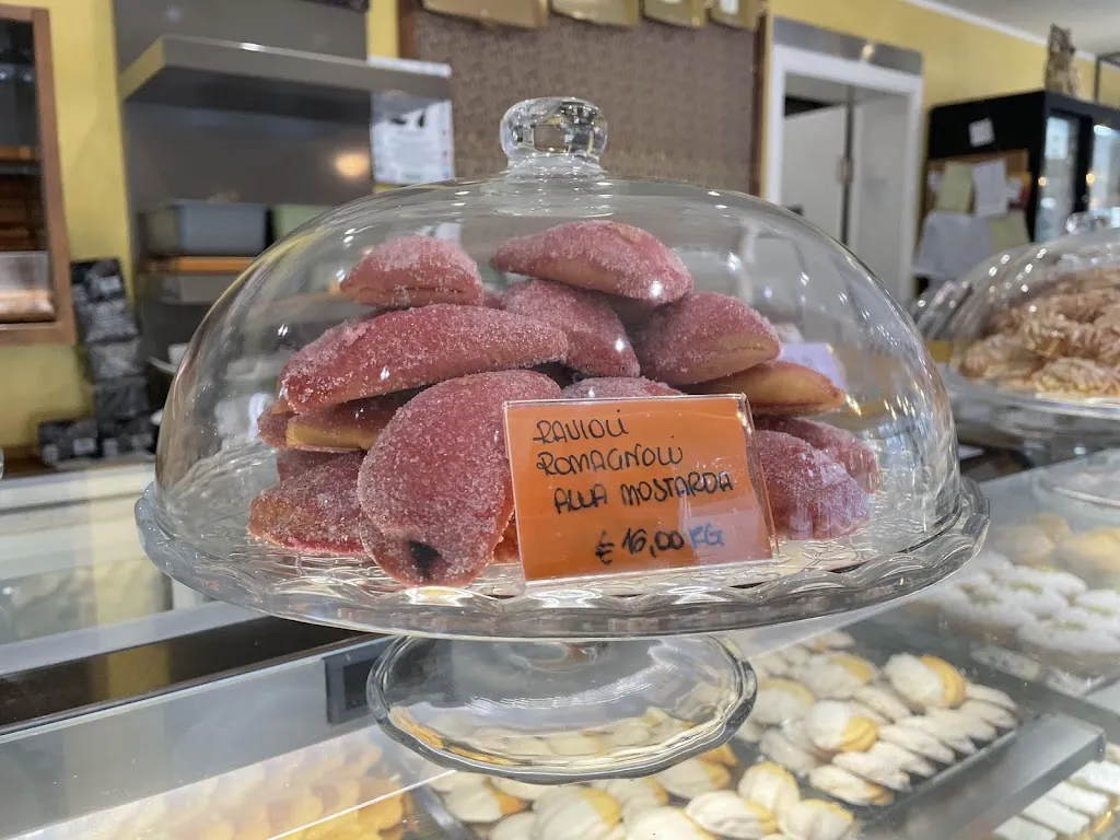 Le Voglie Pasticceria Forno Bar_Borgo Tossignano_slider_image_2