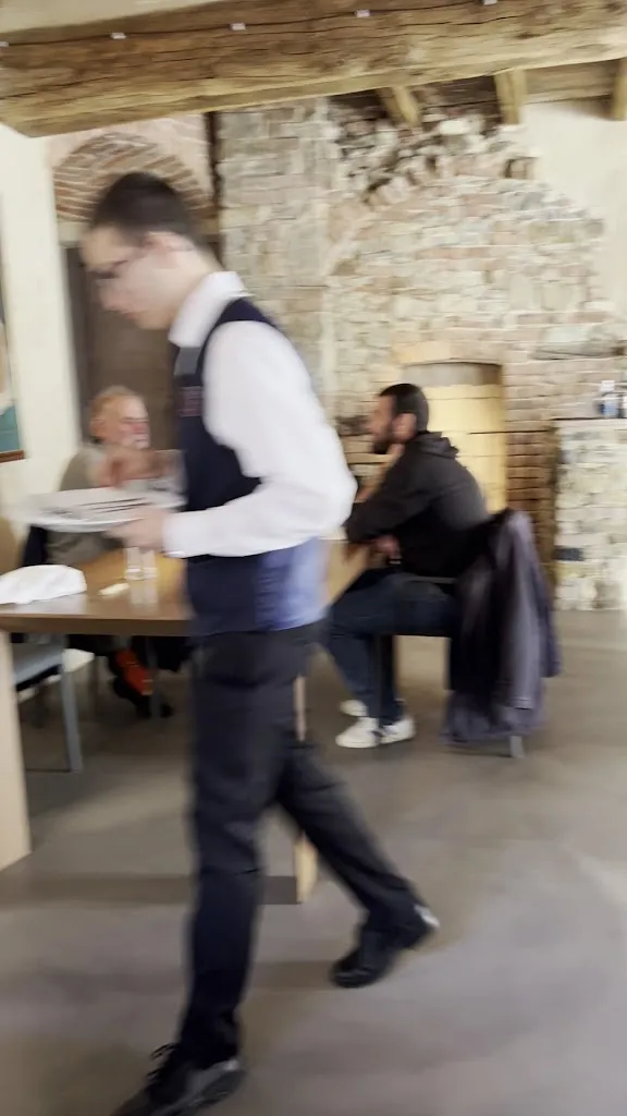 Novo Osteria_Borgonovo Valtidone_slider_image_2