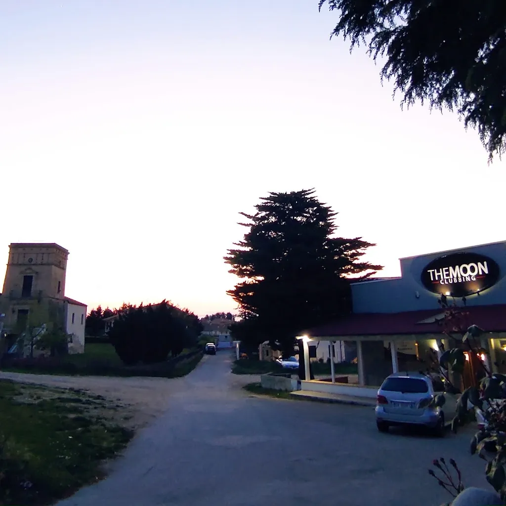 Brown Moon discopub braceria_Orsogna_slider_image_3