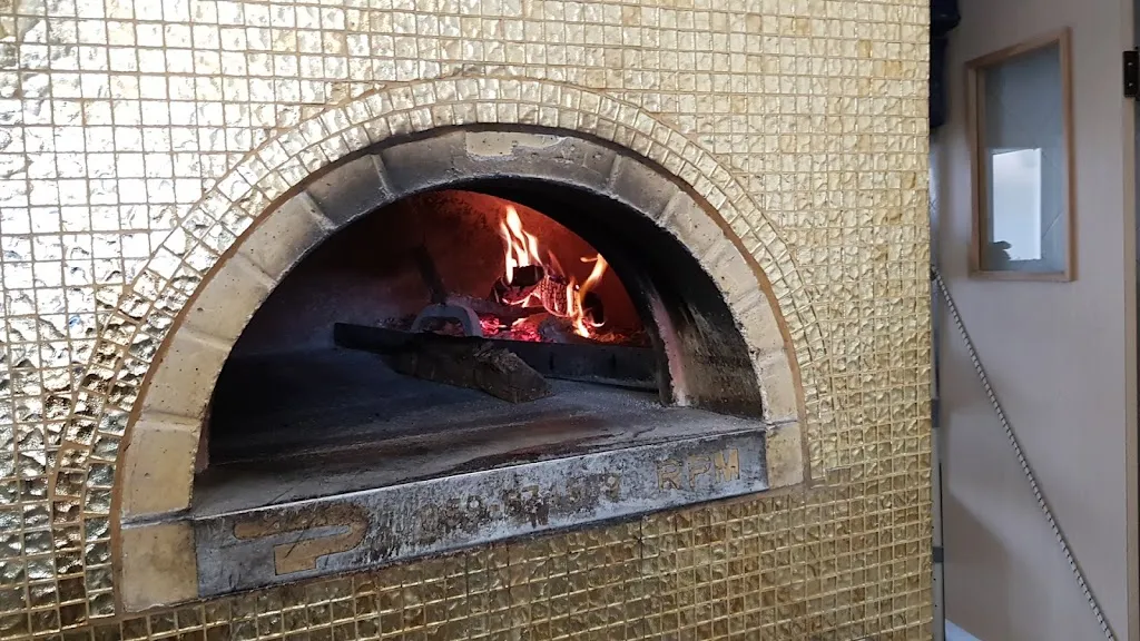 Pizzeria del Borgo_Borgonuovo_slider_image_2