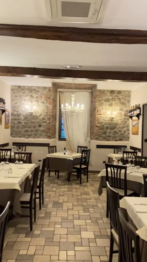 Osteria dei Sani_Borgonuovo_slider_image_2