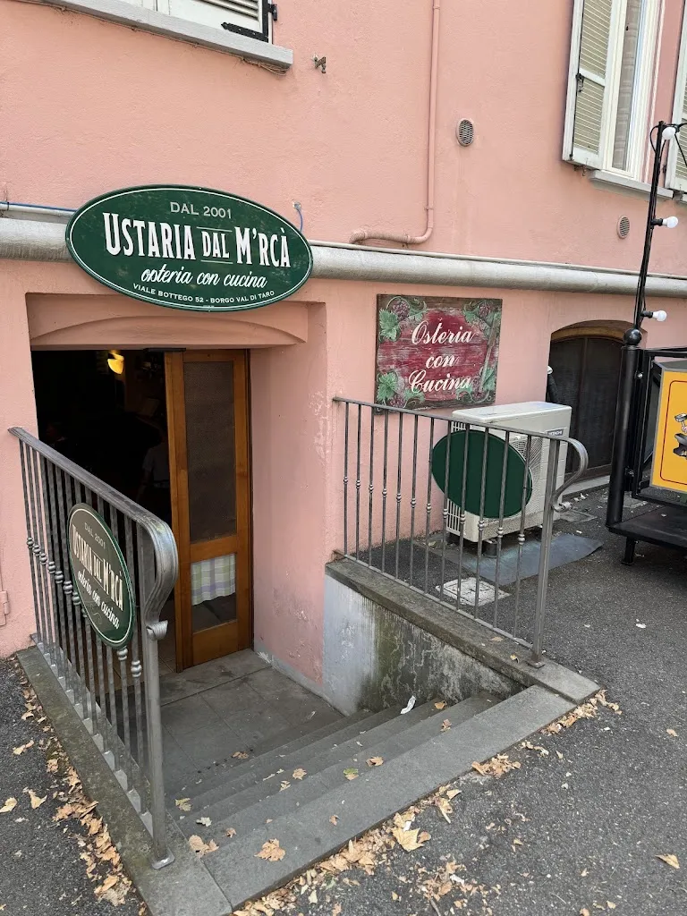 Ristorante Ustaria dal Merca'_Borgo Val di Taro_slider_image_1