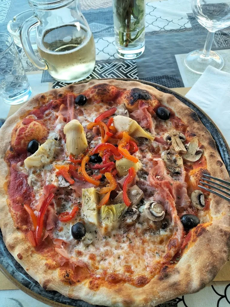 Ristorante Pizzeria Il Rustico_Borgo Val di Taro_slider_image_3