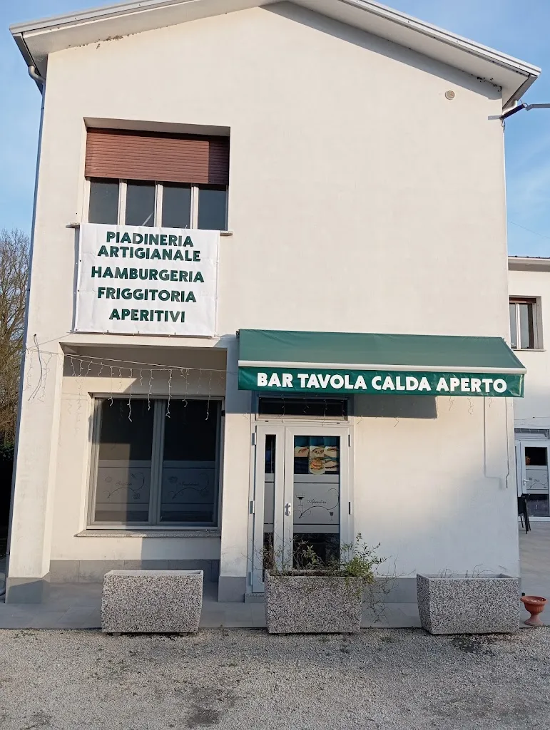 PIADINERIA RISTORANTE LA PINETA di Giordano Giovanna restaurant in Bosco Mesola