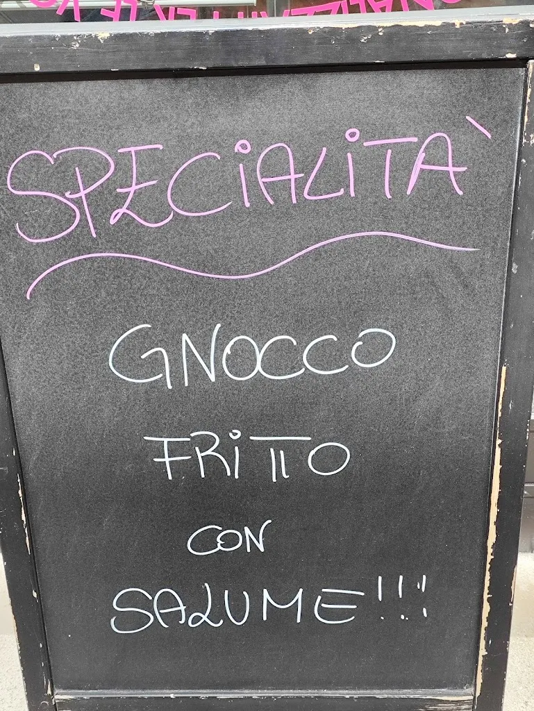 Orietta Pintabona_La Locomotiva Gastronomica, Specialità Emiliane, Gnocco Fritto, enoteca_Brescello_review