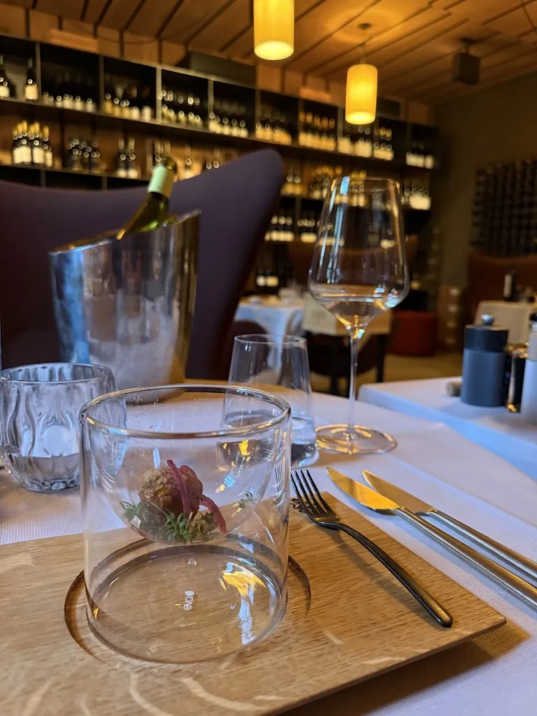 Pascal Morschbach_Löwengrube_Borzano_review