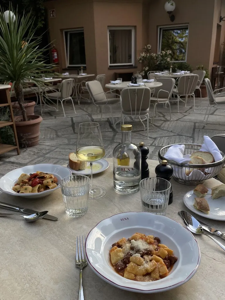 Nele Herrmann_Luna Restaurant_Borzano_review