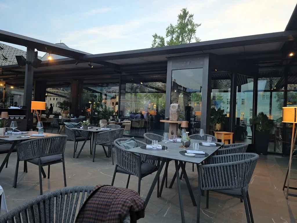 META Skybar∙Restaurant_Borzano_slider_image_1