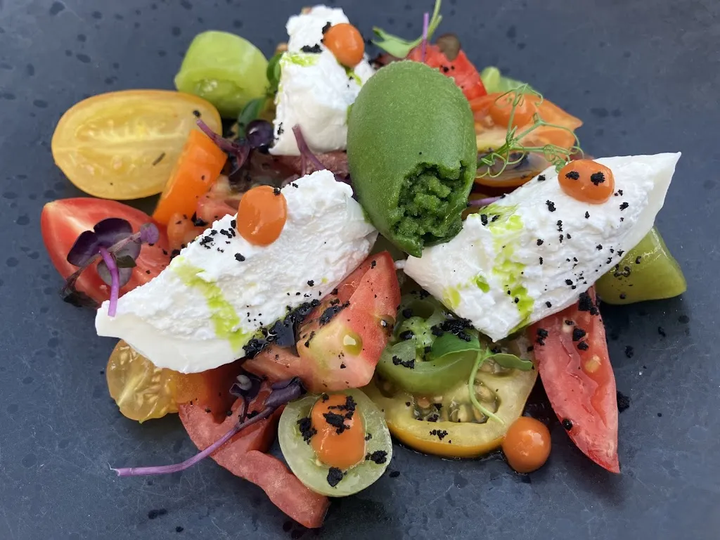 META Skybar∙Restaurant_Borzano_slider_image_3