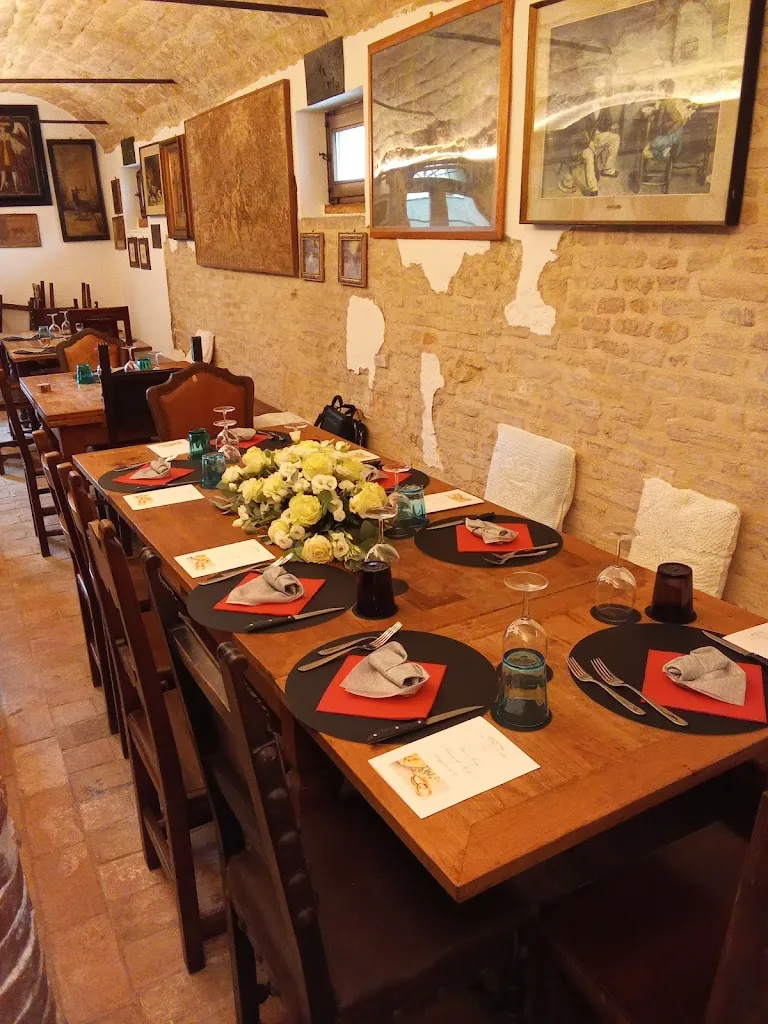 Tenuta Torre Diana Ristorante Pizzeria Locanda restaurant in Bubano